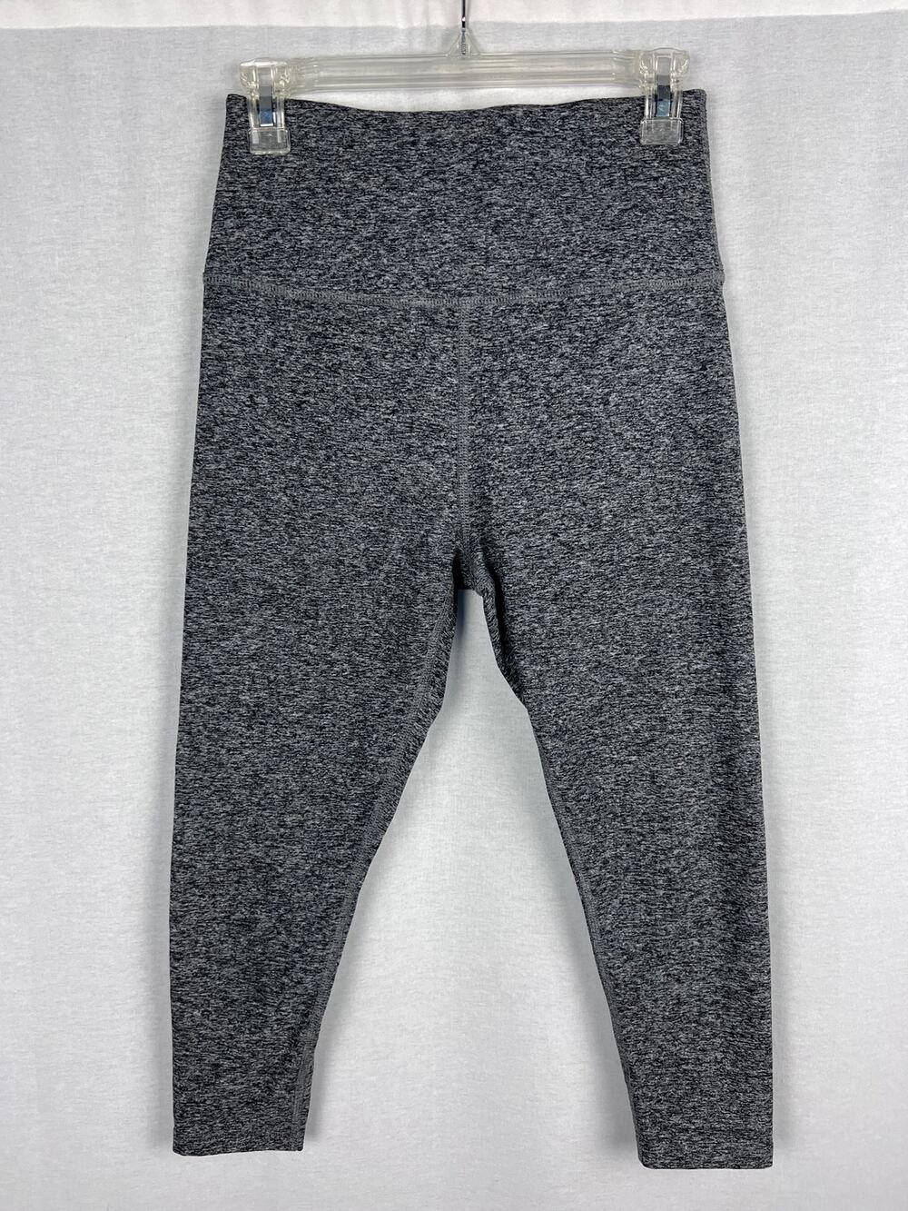 Beyond Yoga Leggings Women Large Spacedye Walk and Talk Capri Crop Gray Athletic